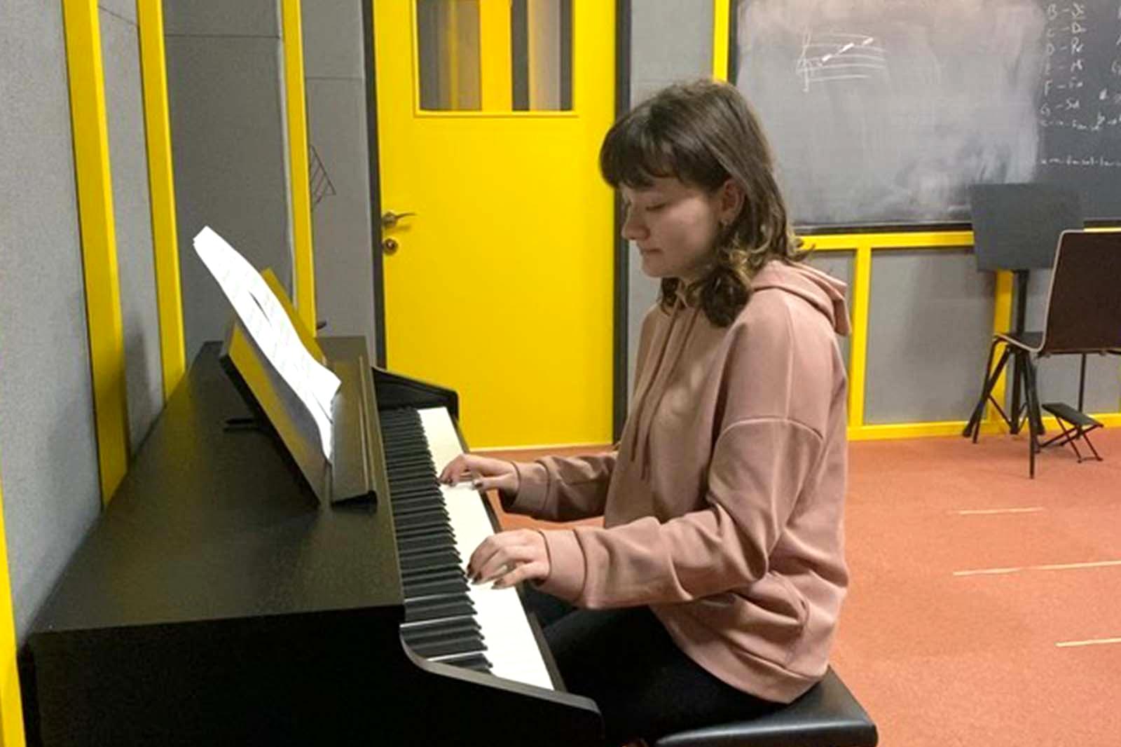 Bakı musicoffice piyano eğitimi görseli 2