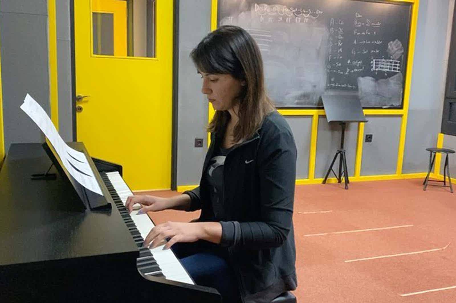 Bakı musicoffice piyano eğitimi görseli 3