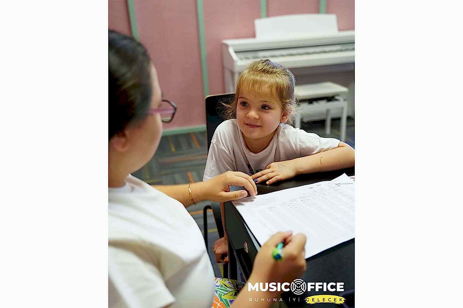 Bakı musicoffice şan eğitimi görseli 2